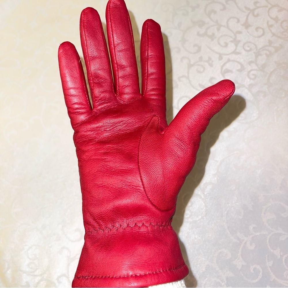 St. John’s Bay Cranberry Double Breasted Wool Pea Coat / Gloves - Picture 16 of 16